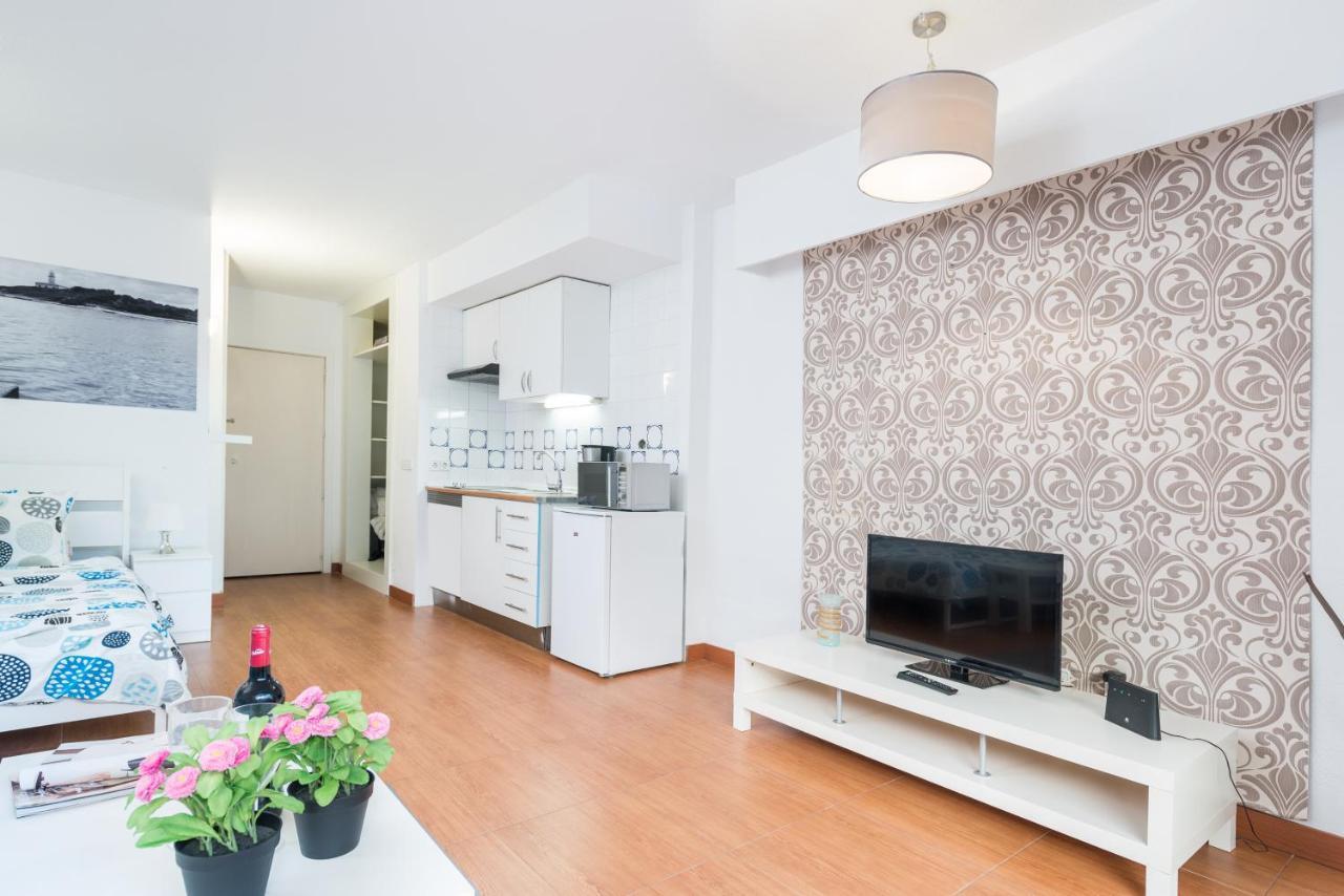 Nice Studio In Siesta 2 In Puerto Alcudia 3 Apartment ภายนอก รูปภาพ